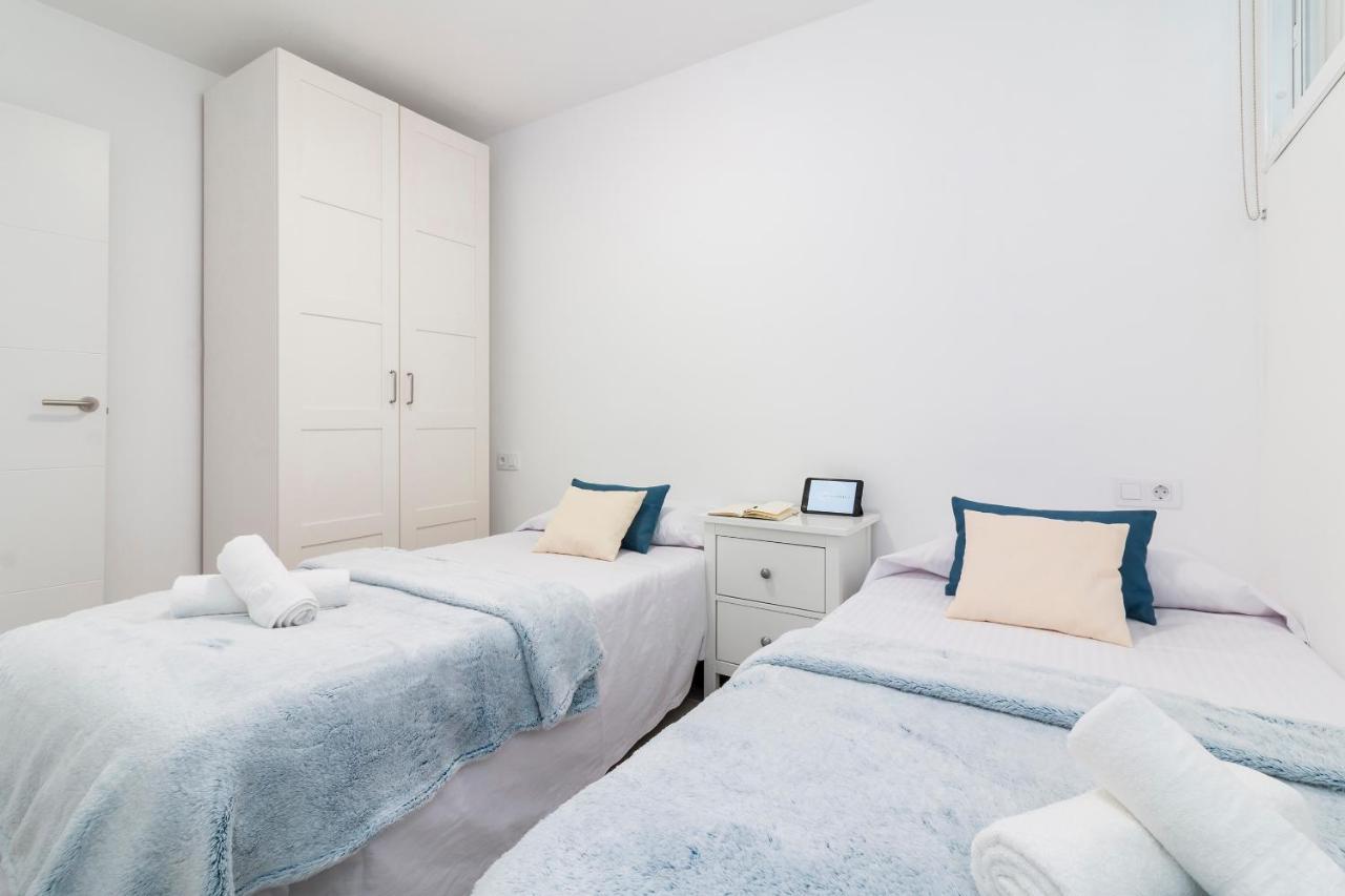 Homeforguest Modern And Recently Renovated Apartment In Arona Arona  Exteriér fotografie